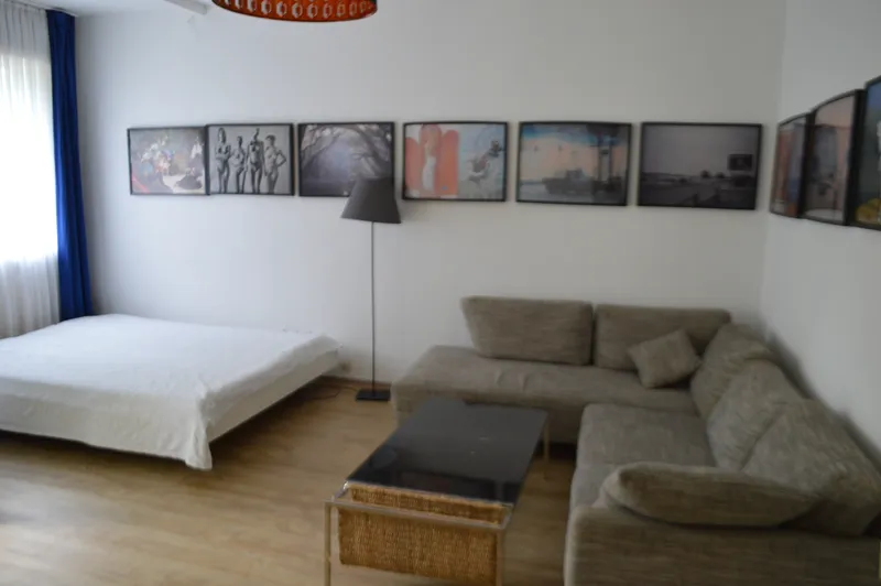 Möblierte 1 Zimmer Wohnung mit Balkon, S Wedding — photo 1